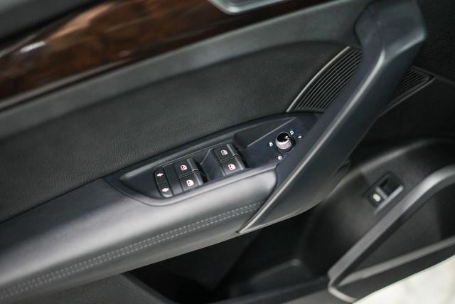 2019 Audi Q5 Prestige Image 31 of 55