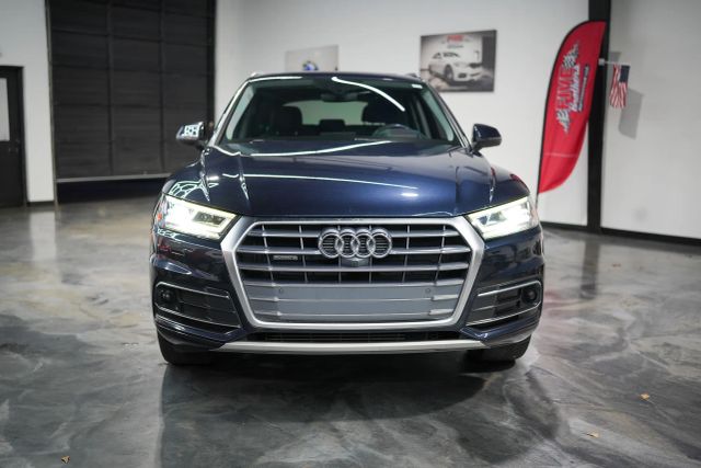 2019 Audi Q5 Prestige Image 3 of 55