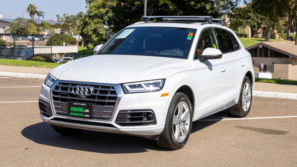 2019 Audi Q5 Prestige Image 2 of 29