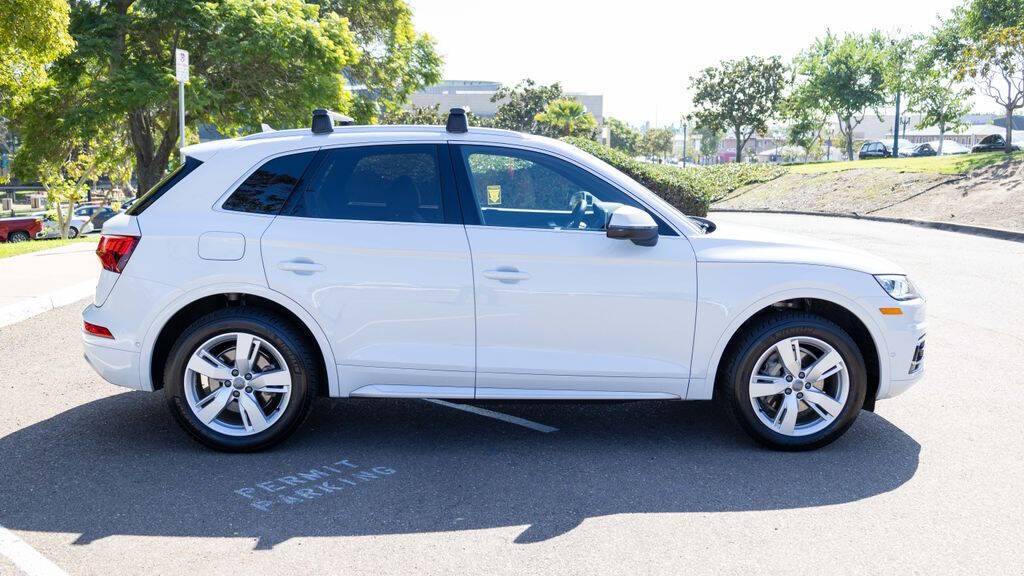 2019 Audi Q5 Prestige Image 6 of 29