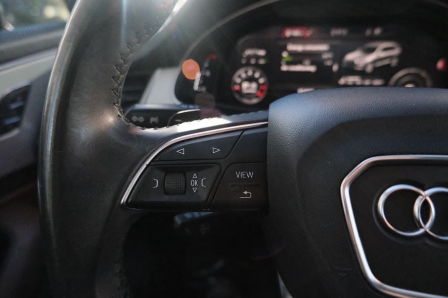 Vehicle image 42 of 48