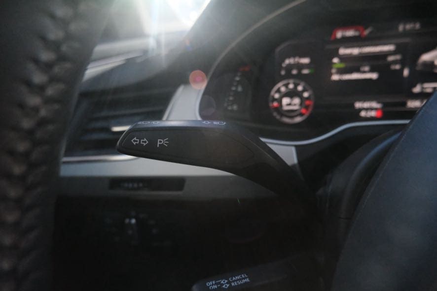 Vehicle image 44 of 48
