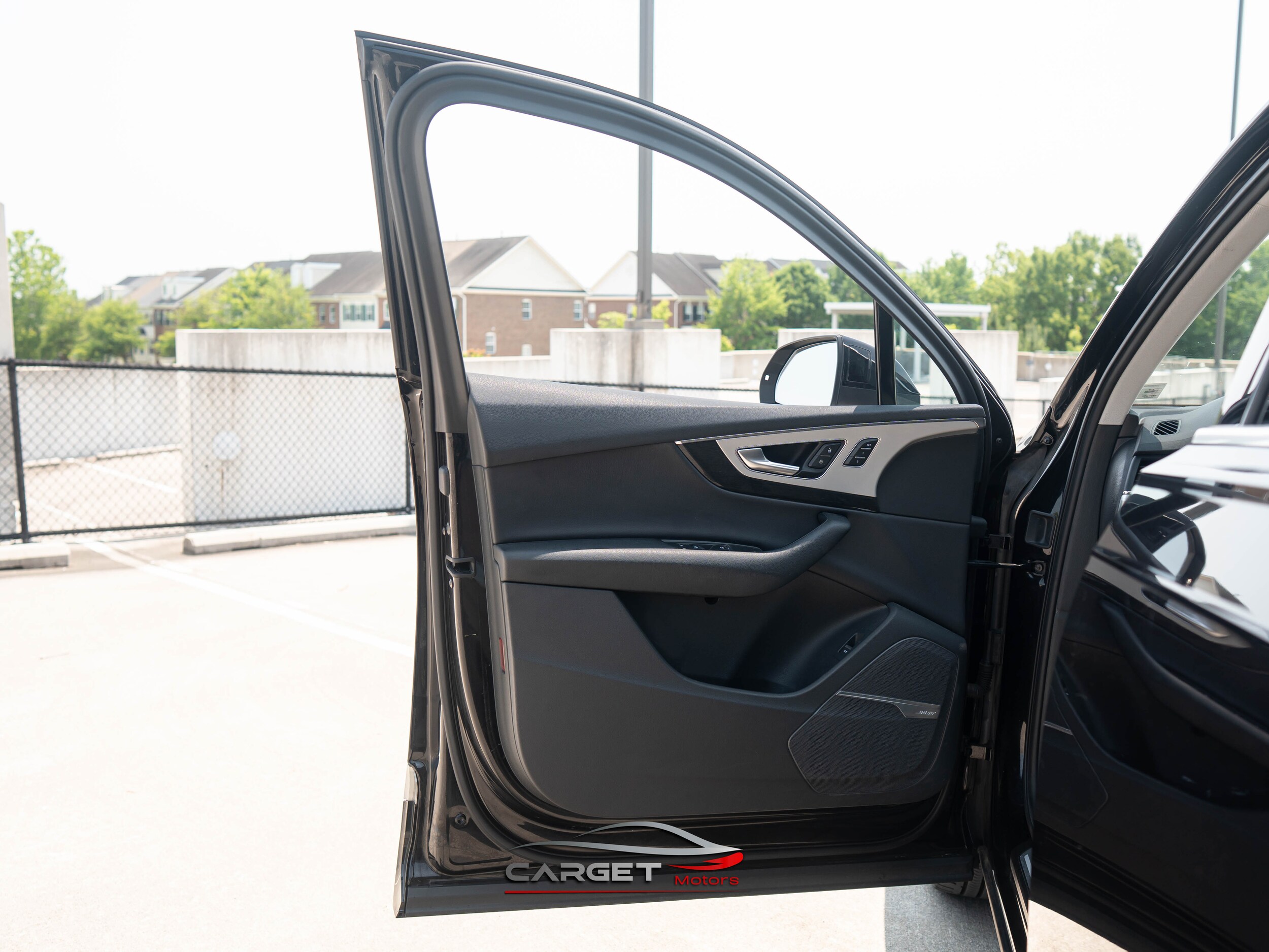 Vehicle image 42 of 53
