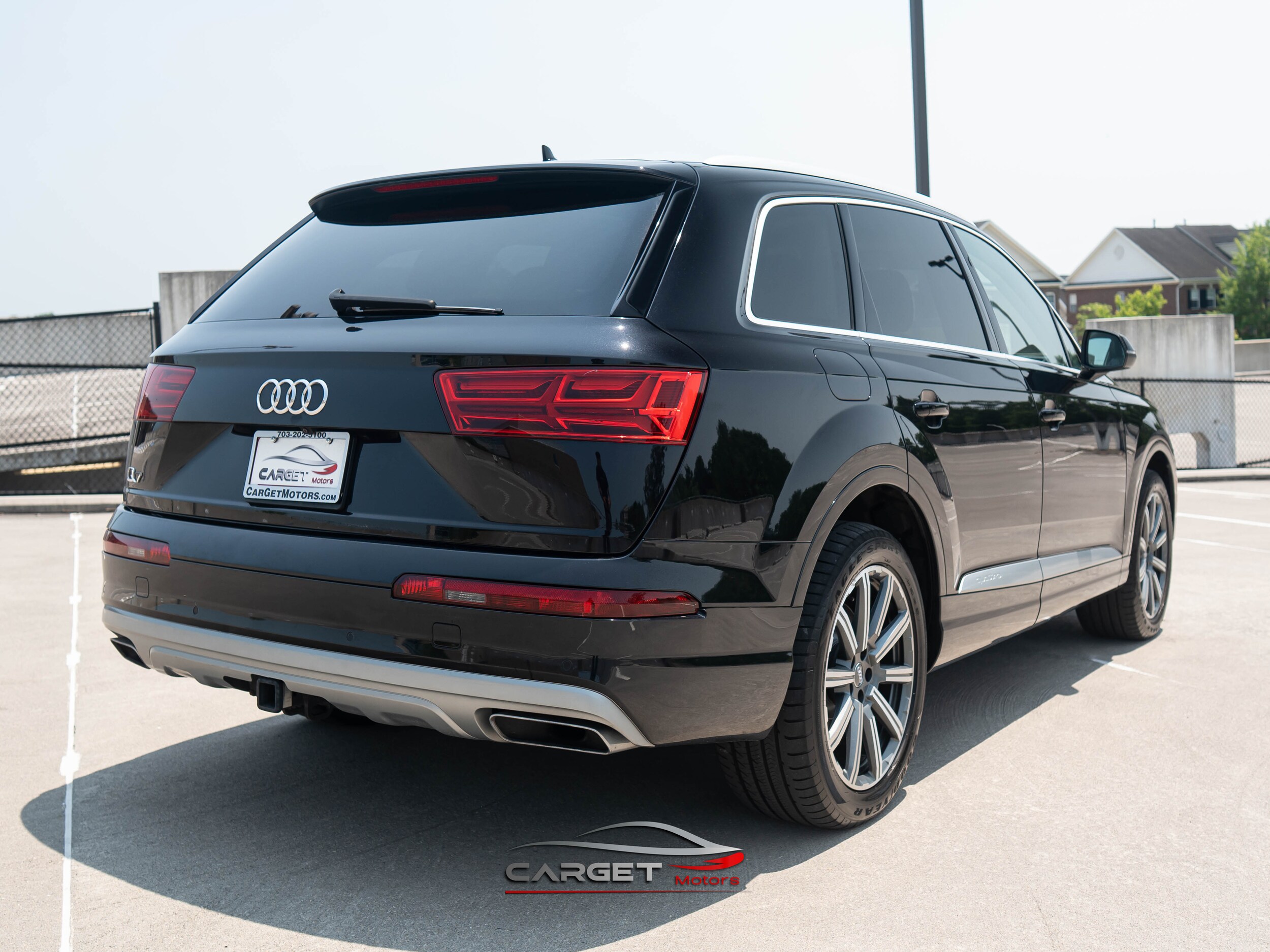 Vehicle image 5 of 53