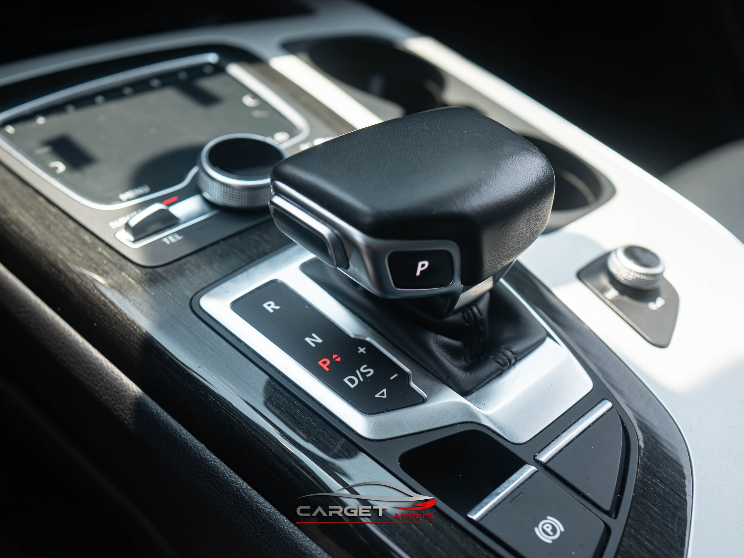 Vehicle image 35 of 53