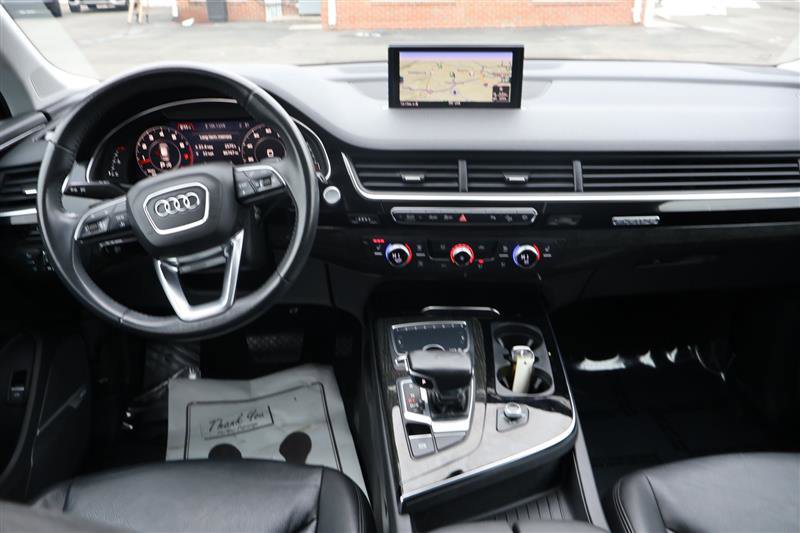 Vehicle image 12 of 39