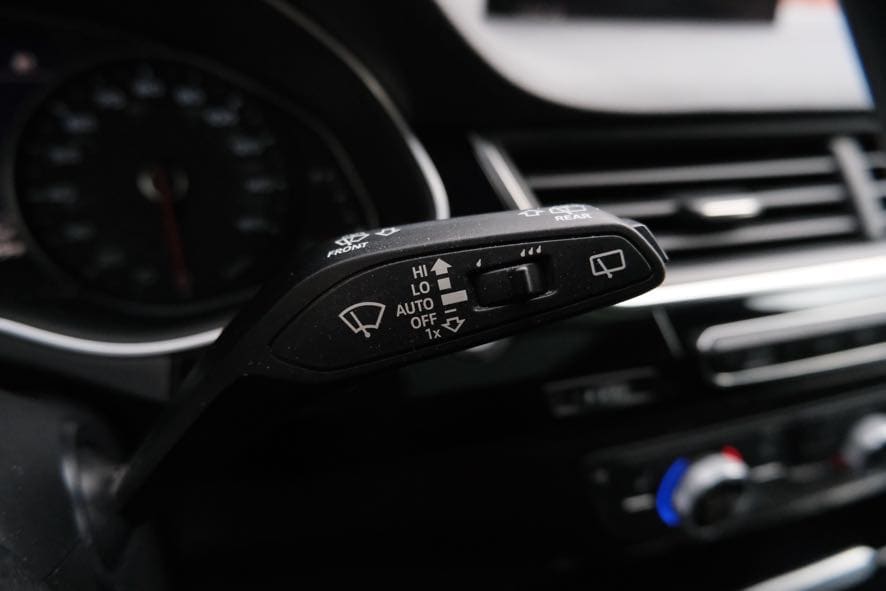 Vehicle image 42 of 43