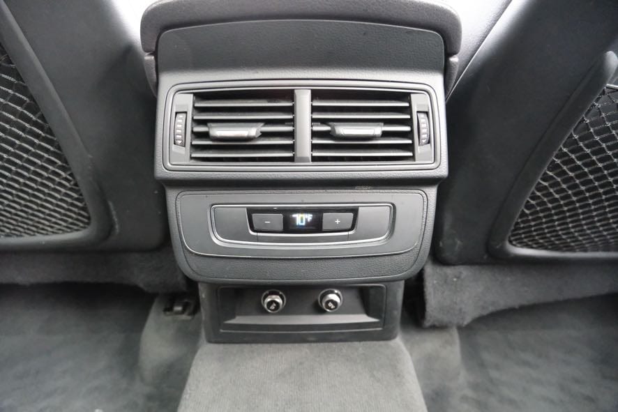 Vehicle image 29 of 43