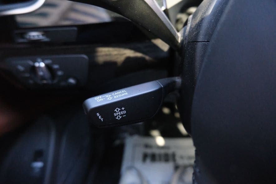 Vehicle image 42 of 44