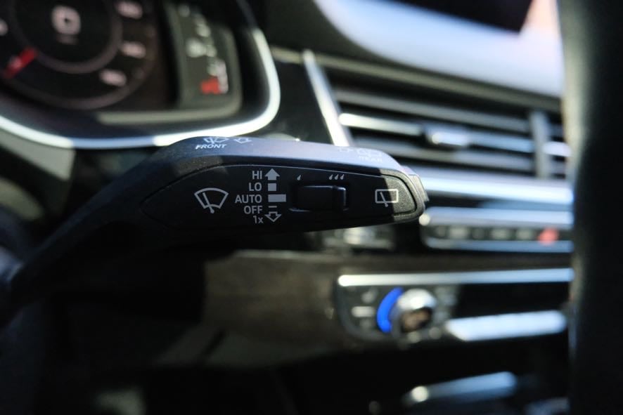 Vehicle image 43 of 44