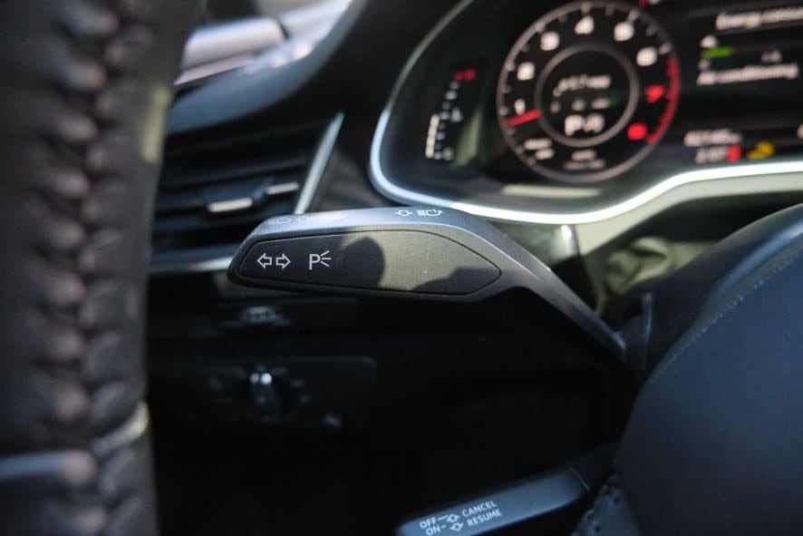 Vehicle image 41 of 44