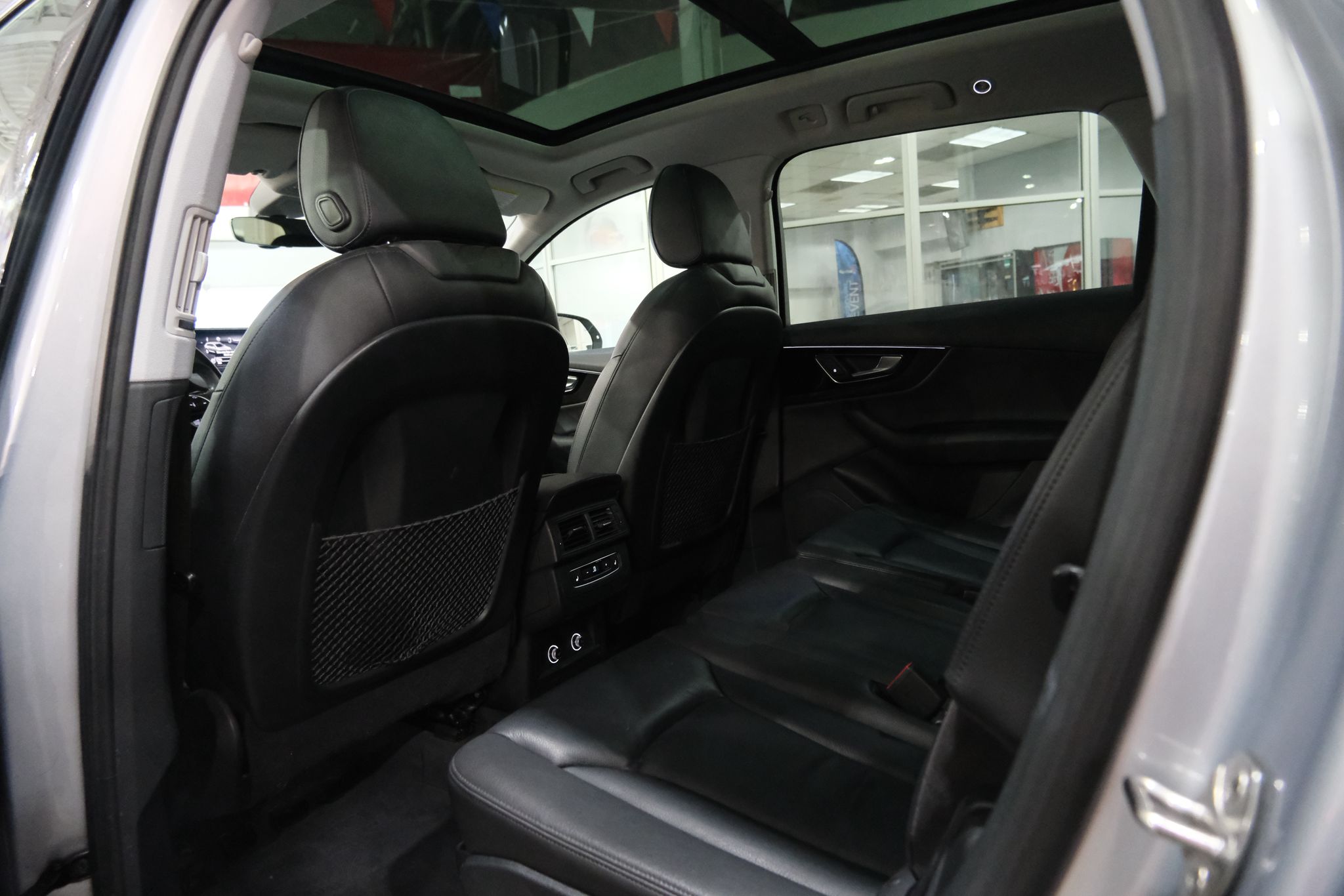 2019 Audi Q7 Image 18 of 42