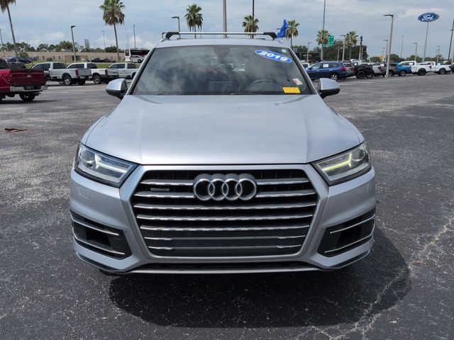 2019 Audi Q7 Premium Image 3 of 40