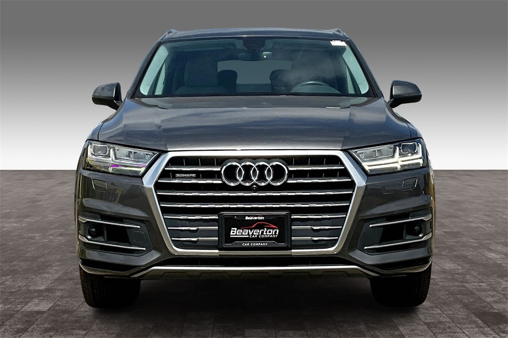 Vehicle image 2 of 33
