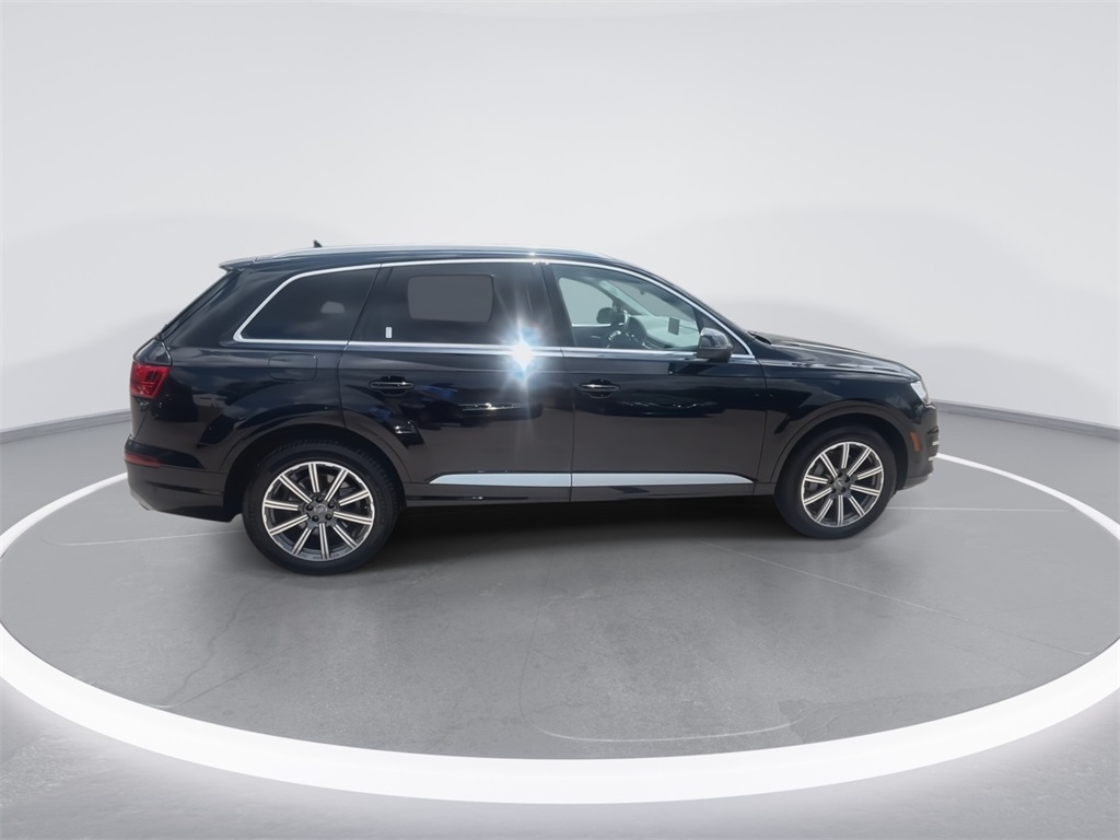 Vehicle image 6 of 26