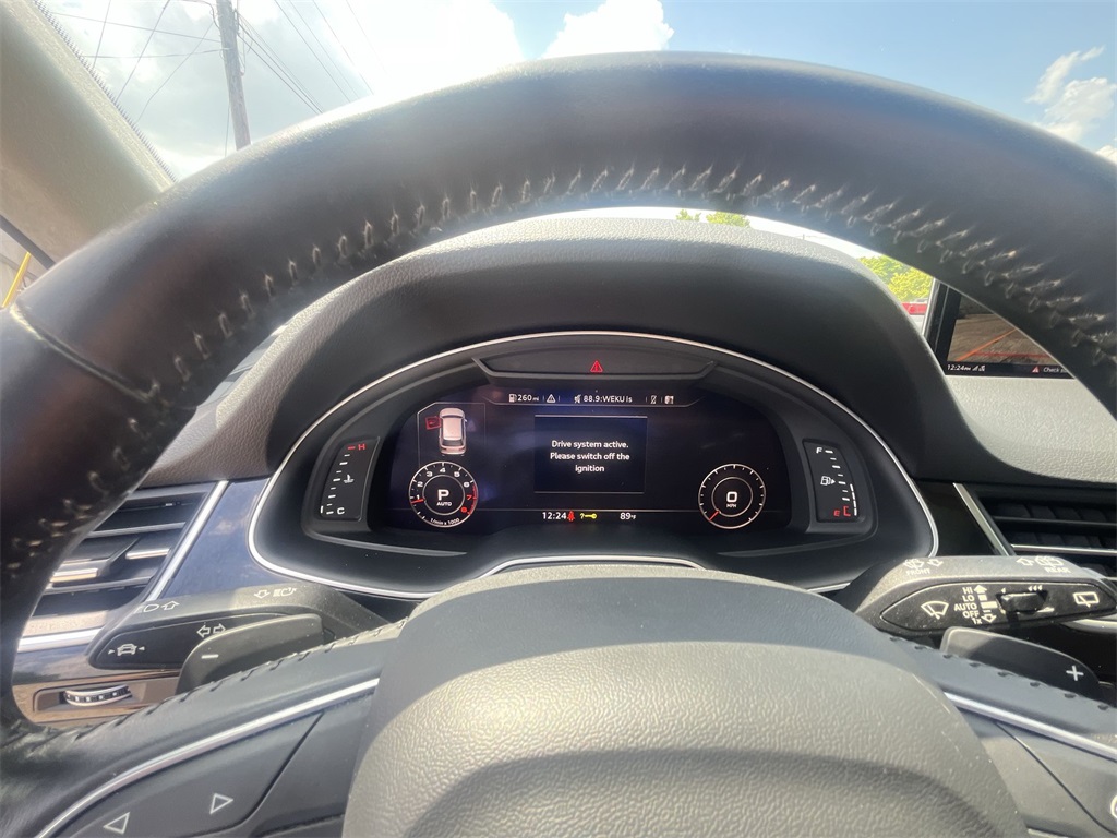 Vehicle image 20 of 26