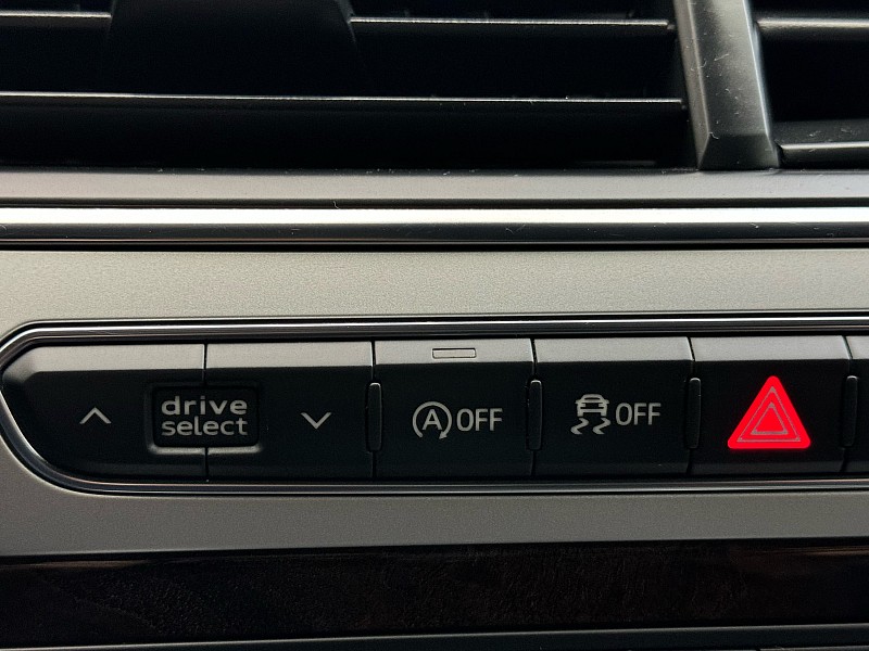 Vehicle image 36 of 47