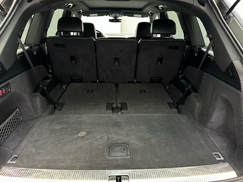 Vehicle image 19 of 47
