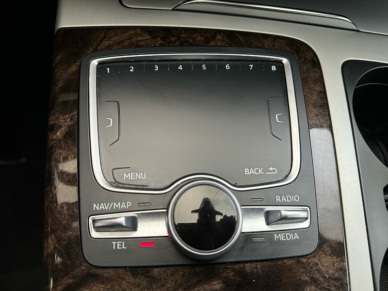 Vehicle image 35 of 47