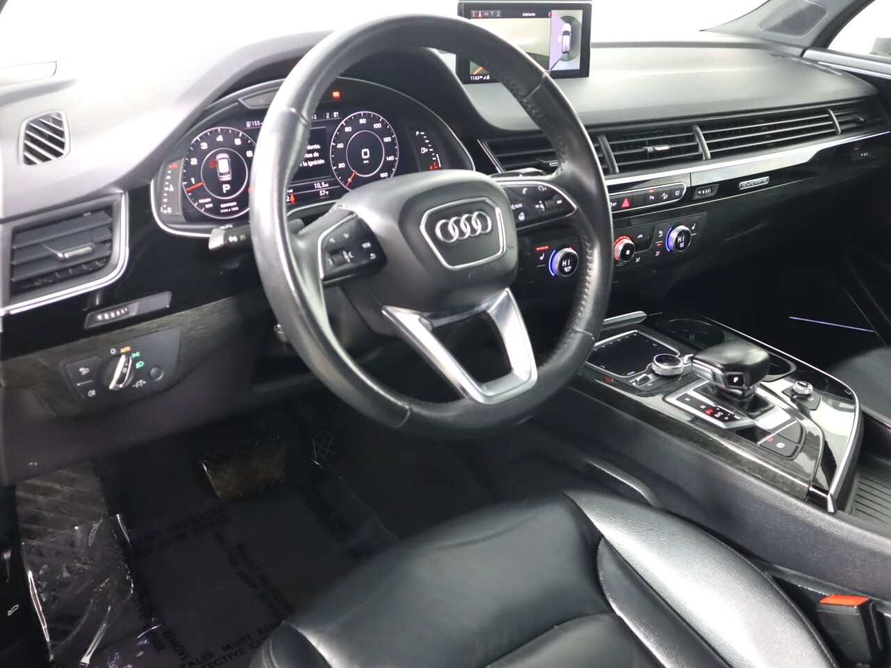 Vehicle image 8 of 47