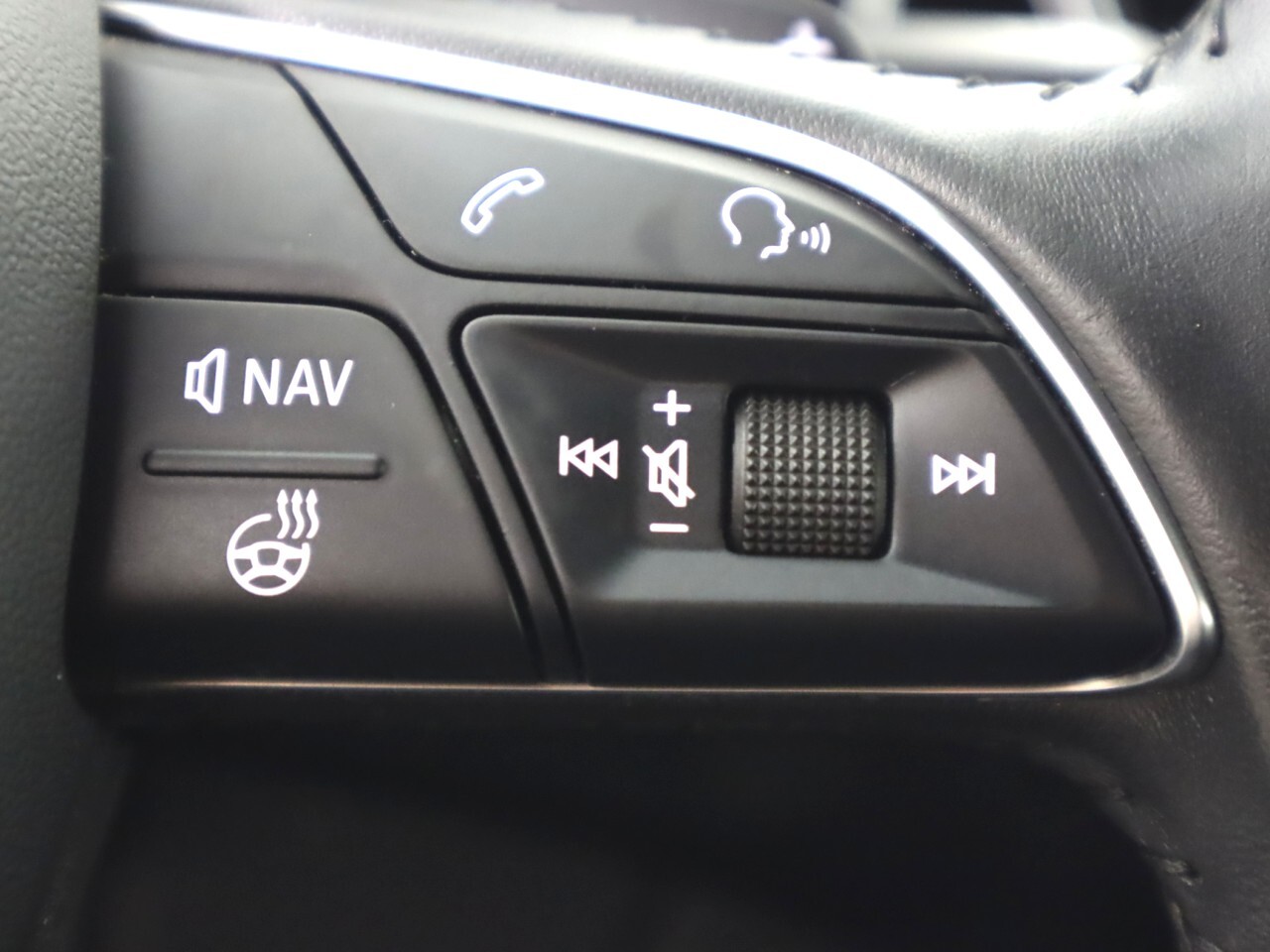 Vehicle image 12 of 47