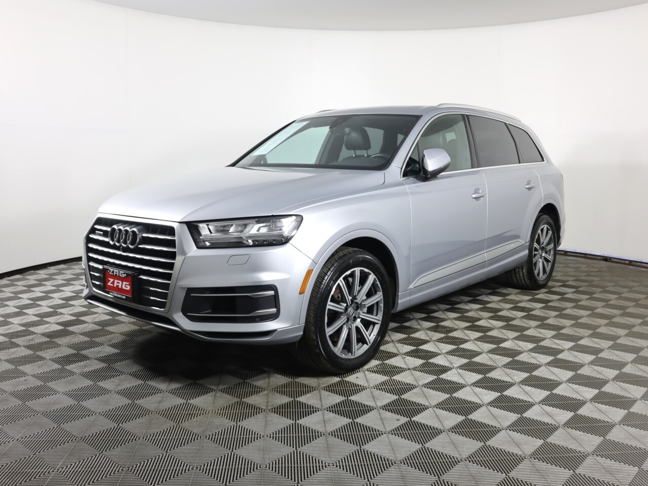 Vehicle image 1 of 47