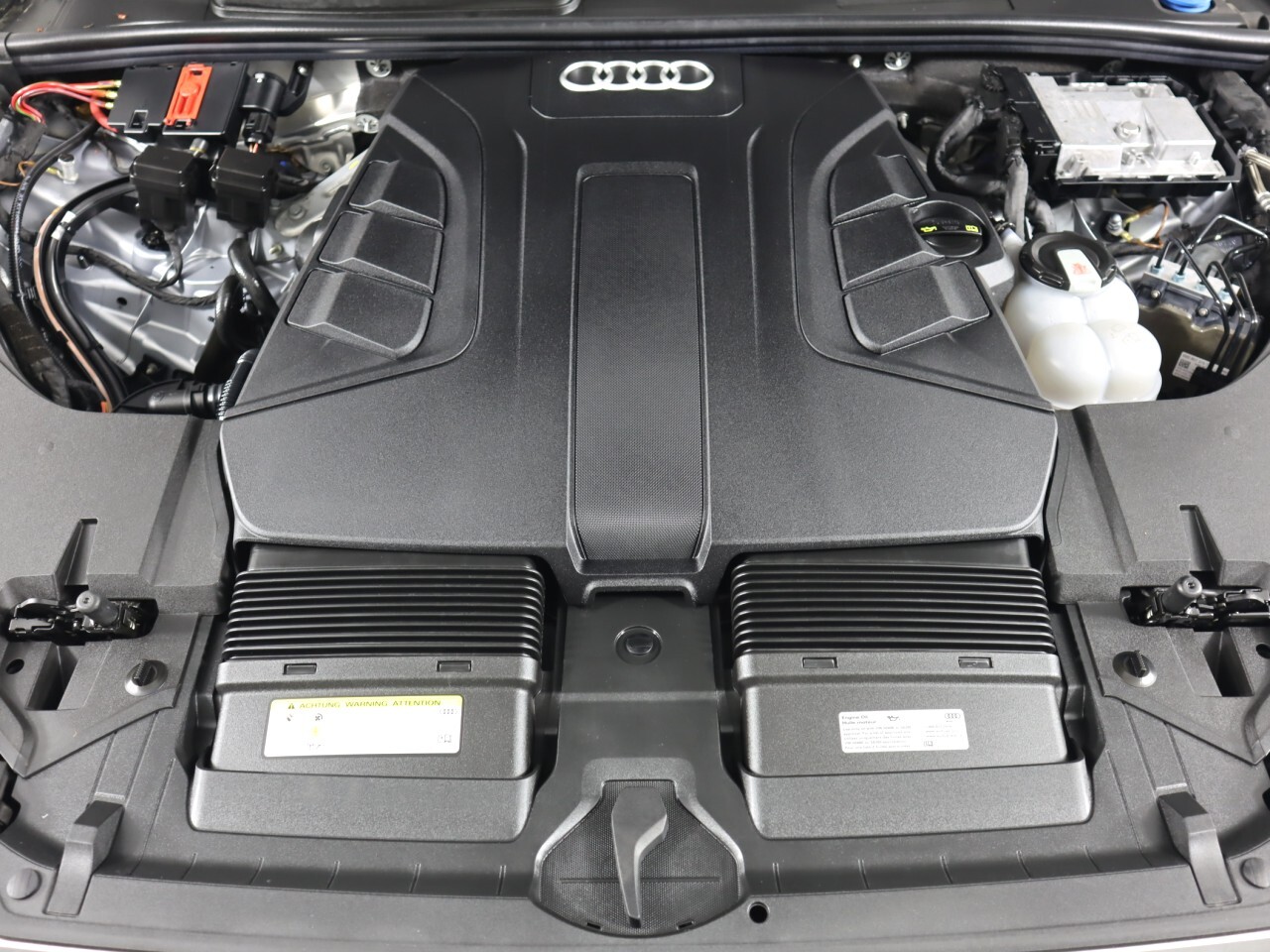 Vehicle image 45 of 47