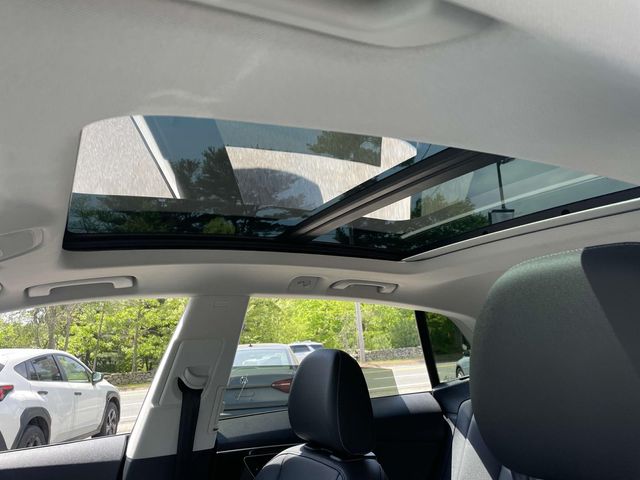 Vehicle image 26 of 39