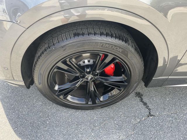 Vehicle image 16 of 39