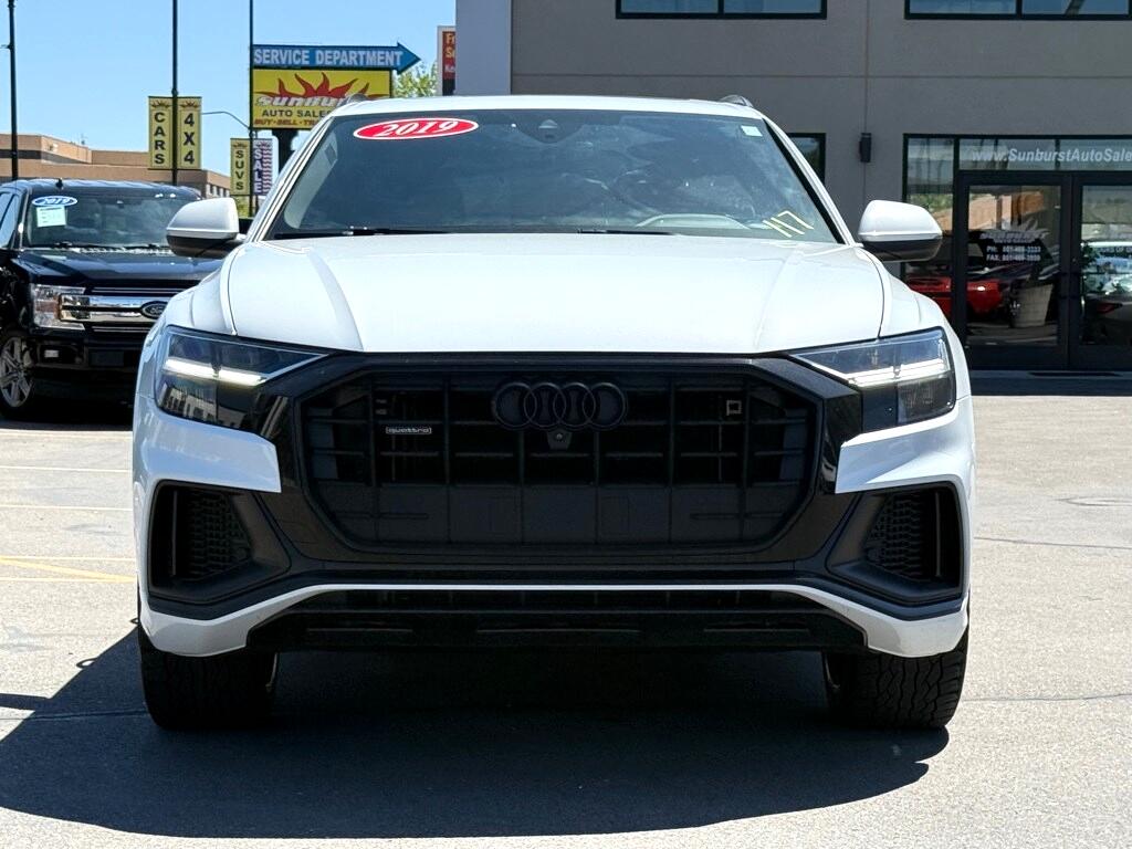 Vehicle image 4 of 44