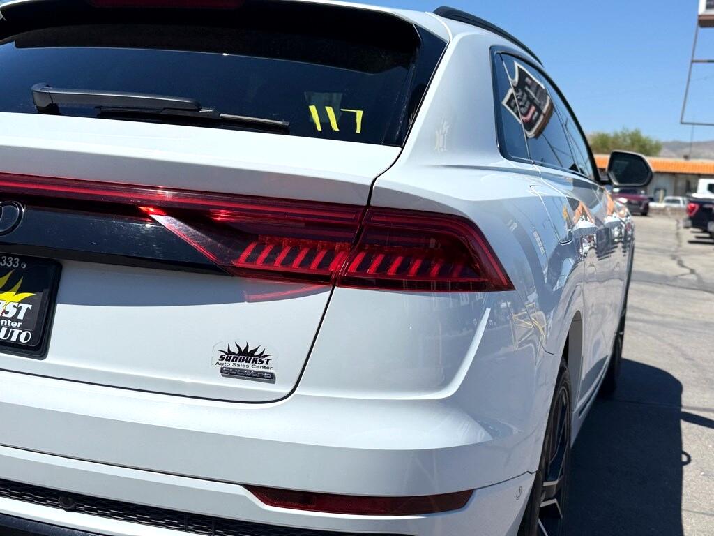 Vehicle image 12 of 44