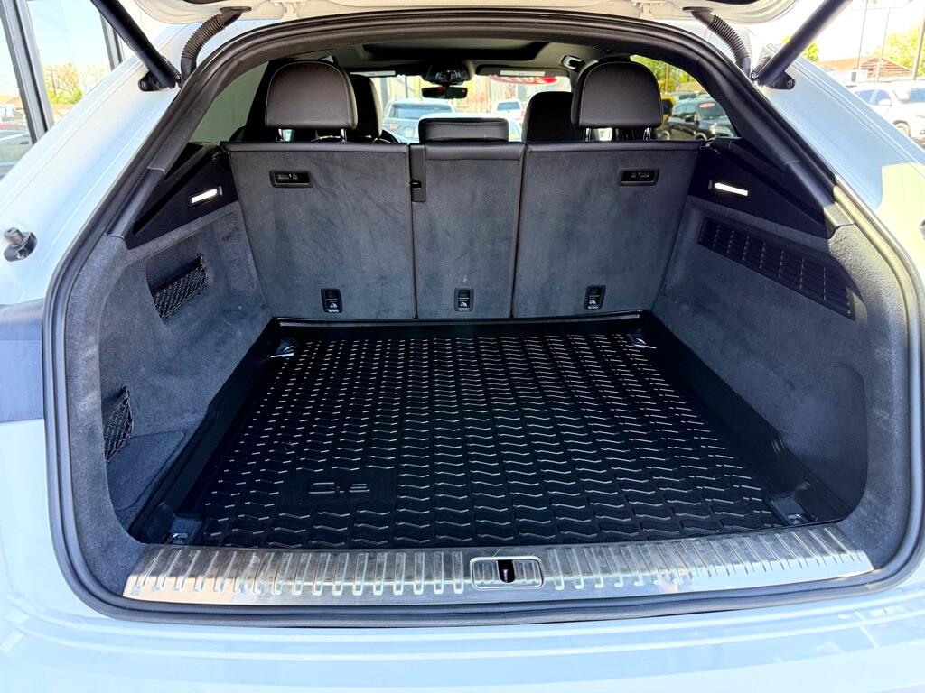 Vehicle image 26 of 44