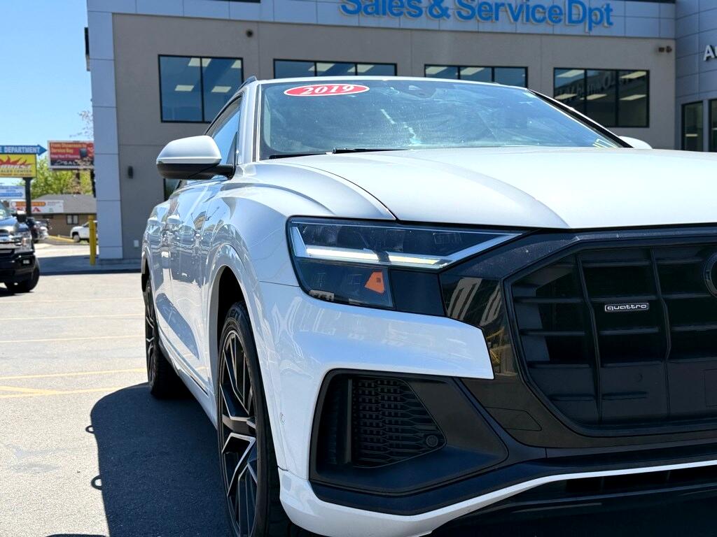Vehicle image 6 of 44