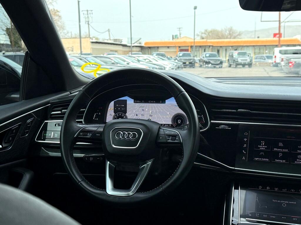 Vehicle image 23 of 44