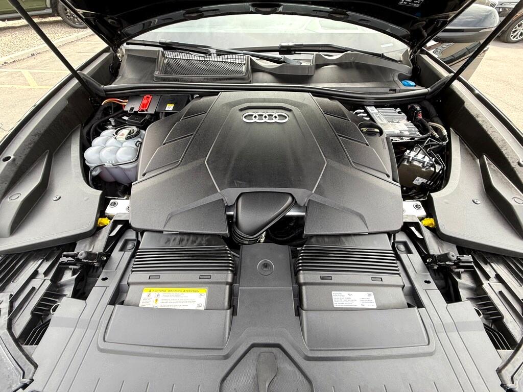 Vehicle image 26 of 44