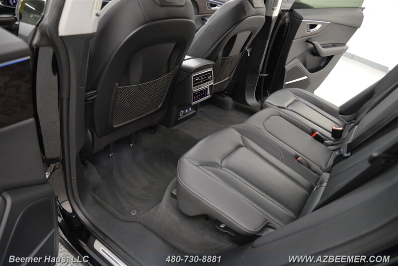 Vehicle image 26 of 46