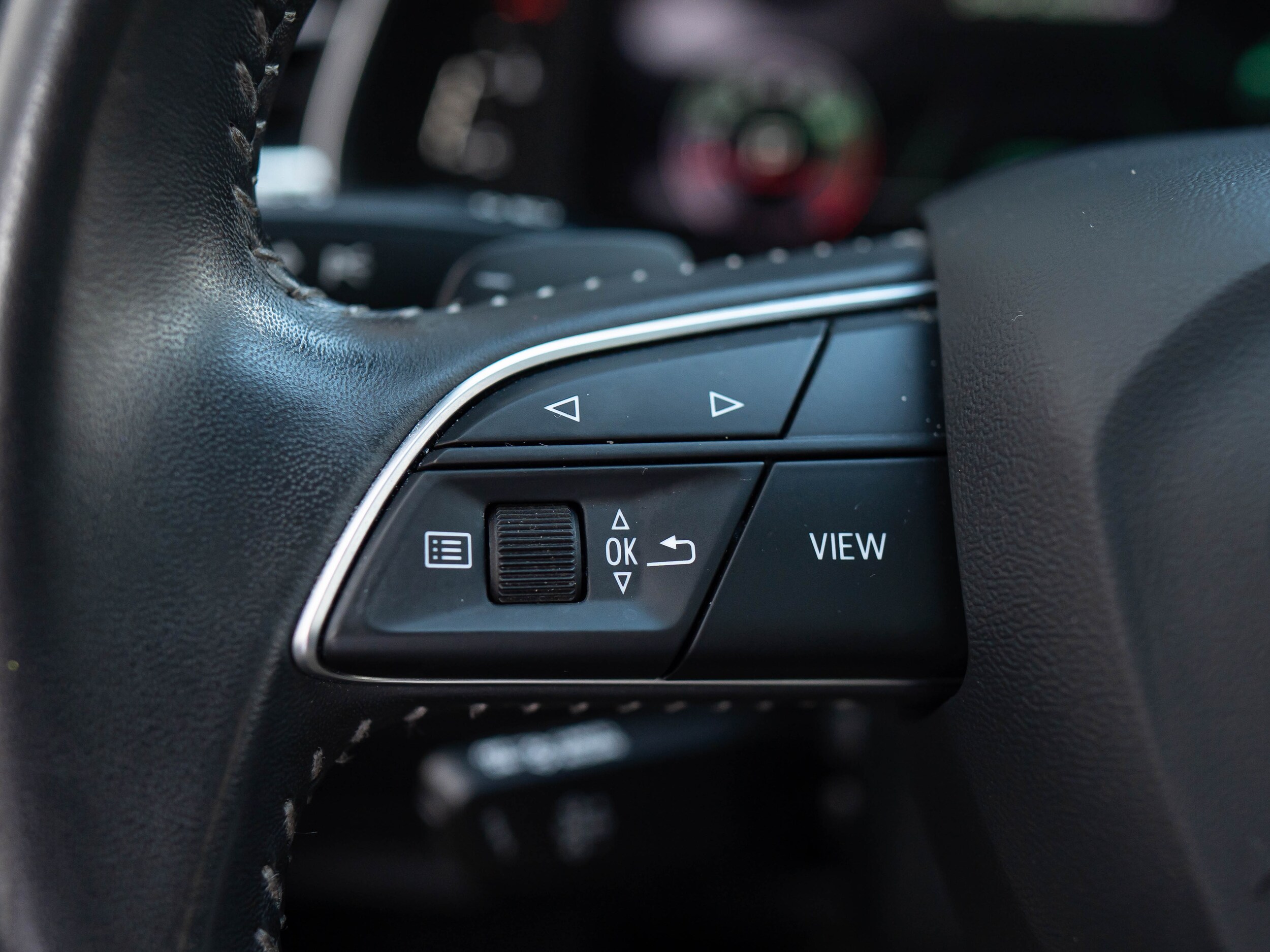 Vehicle image 24 of 59