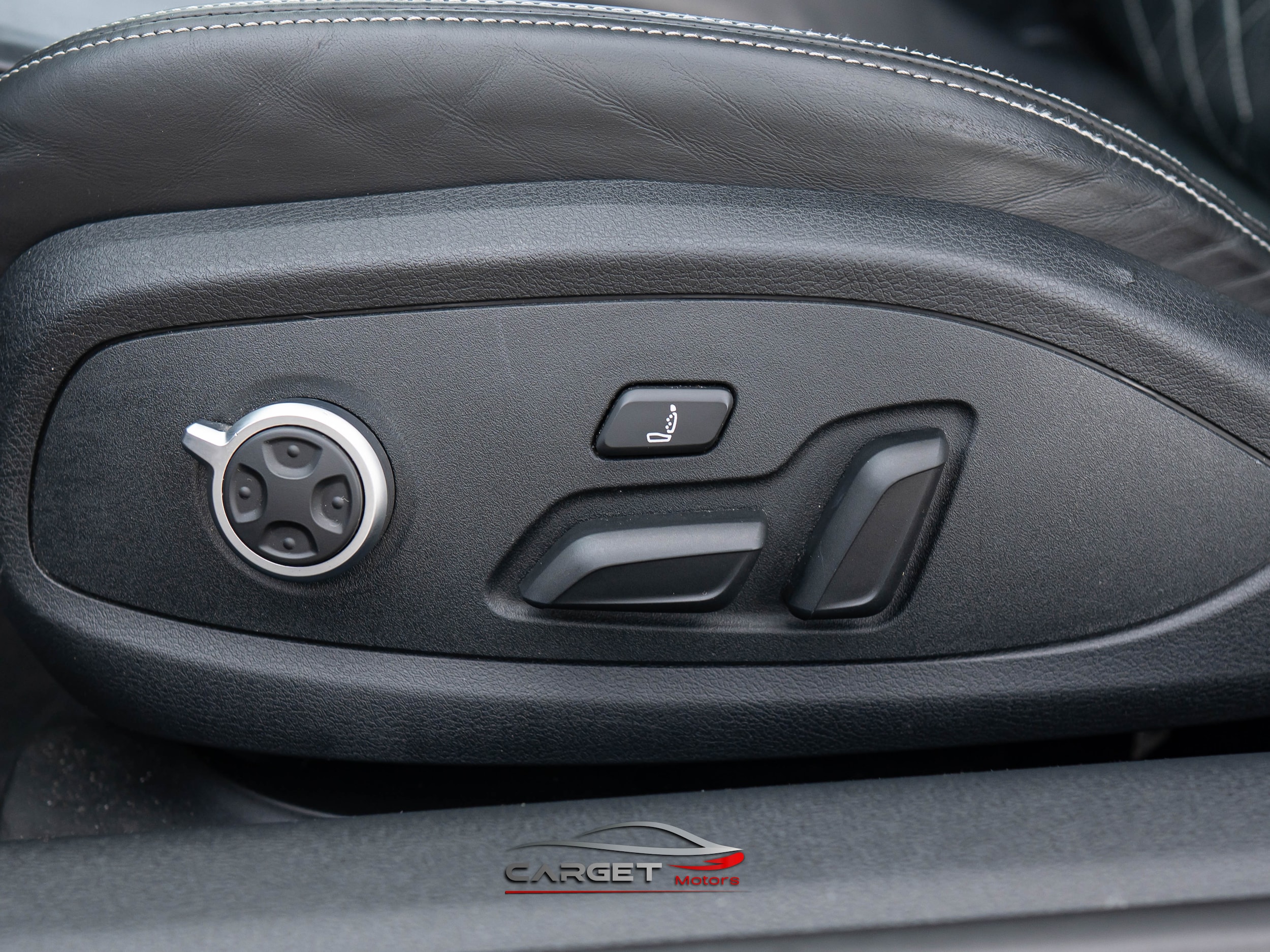 Vehicle image 42 of 46