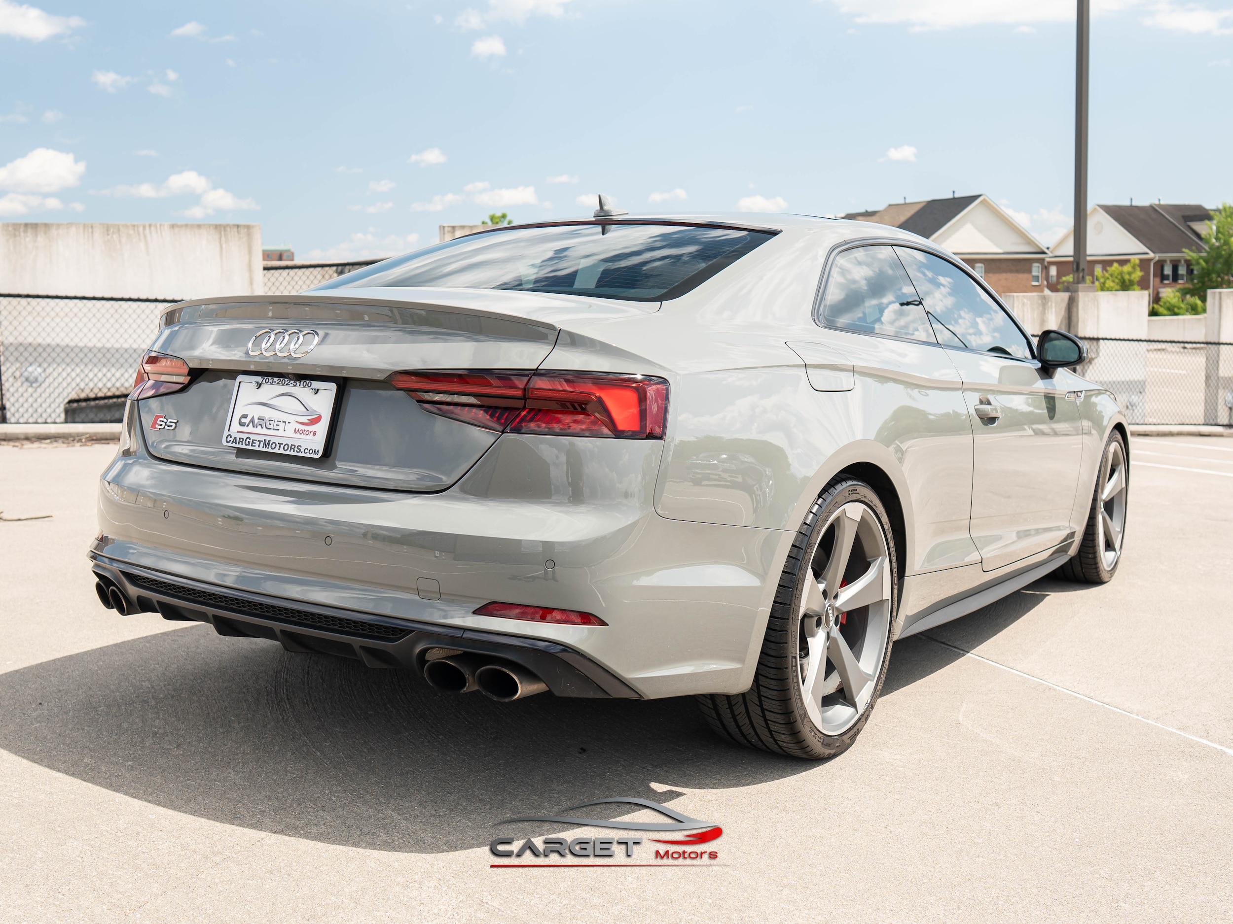 Vehicle image 2 of 46