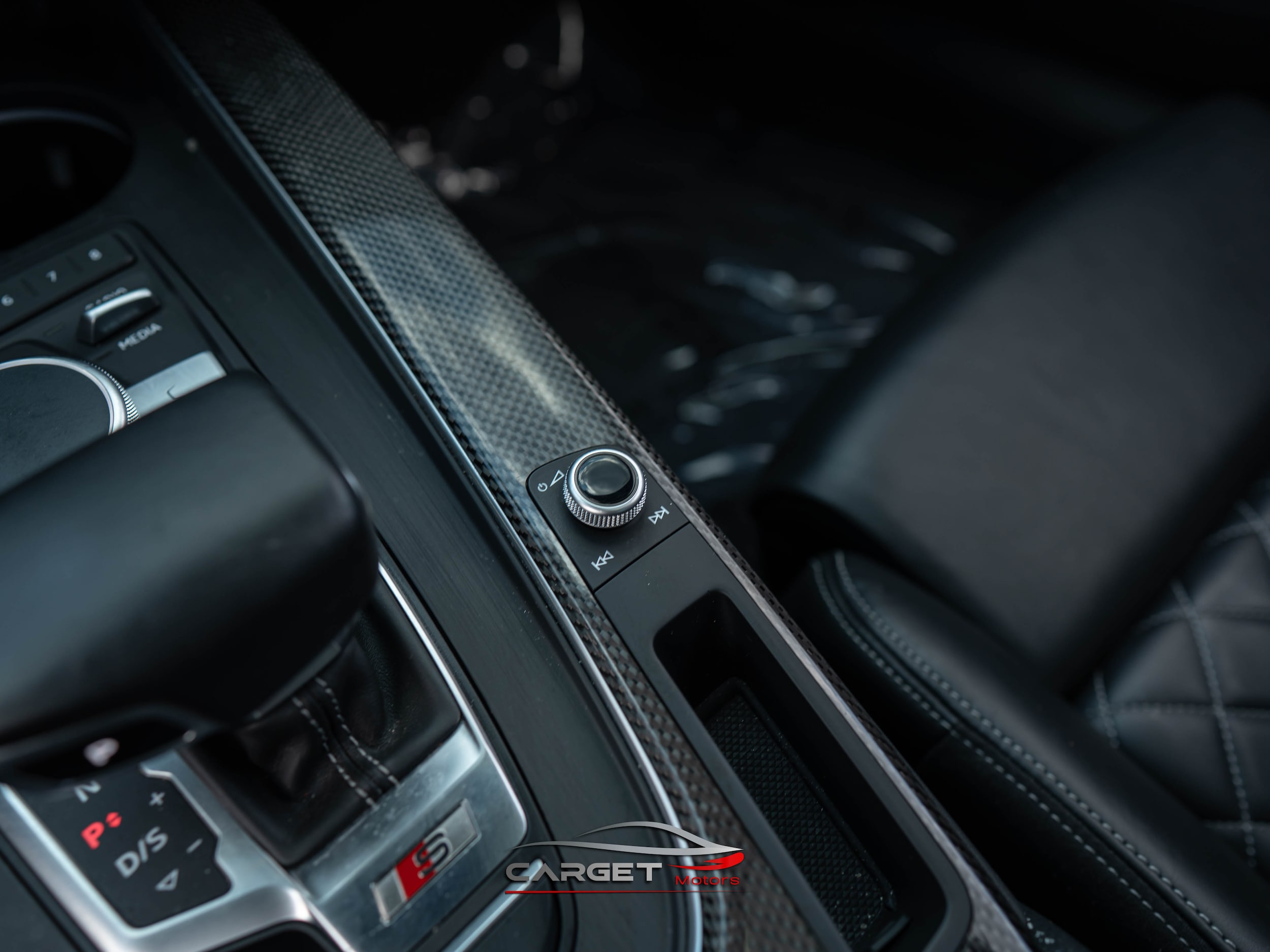 Vehicle image 23 of 46