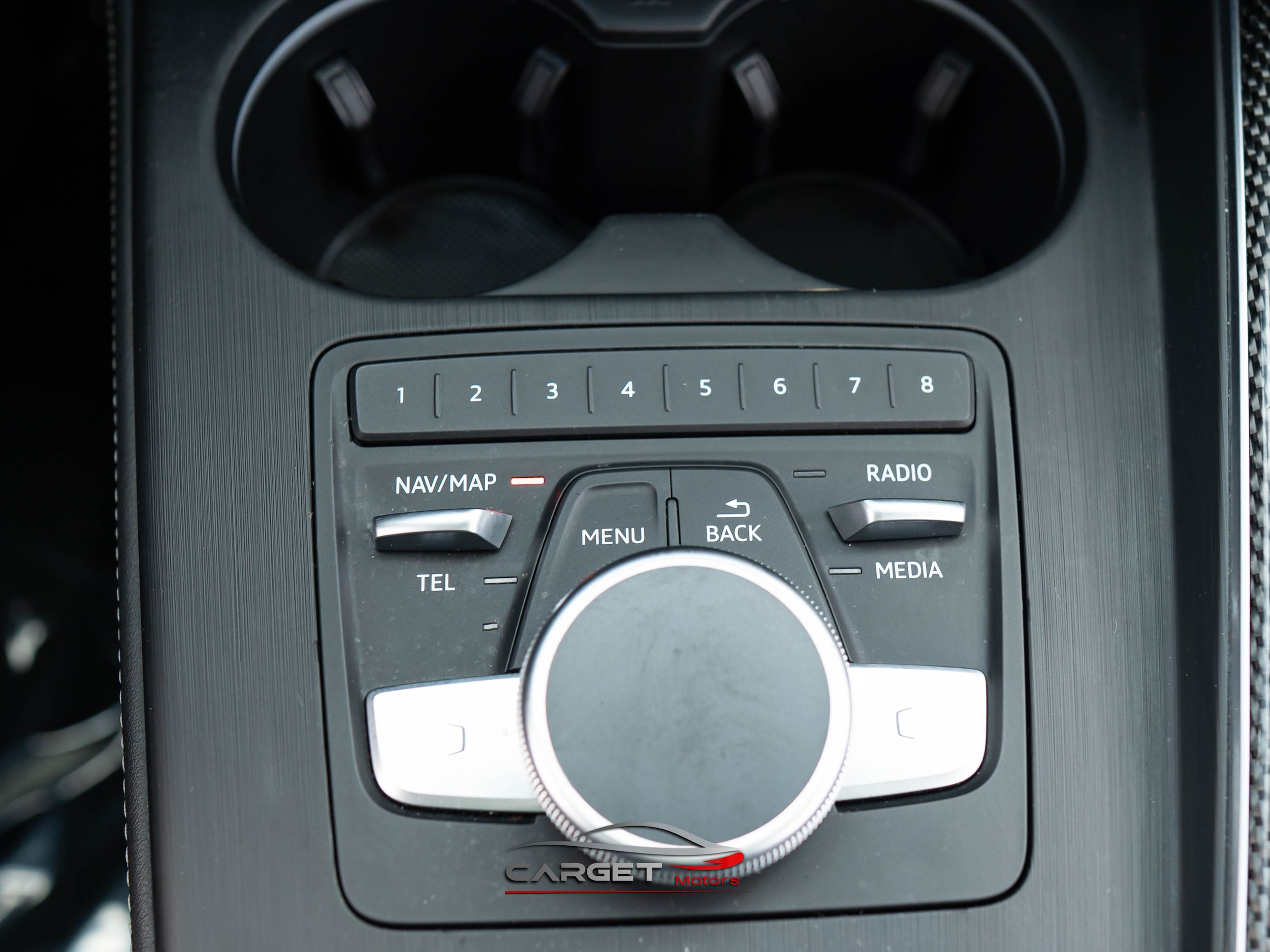 Vehicle image 31 of 46
