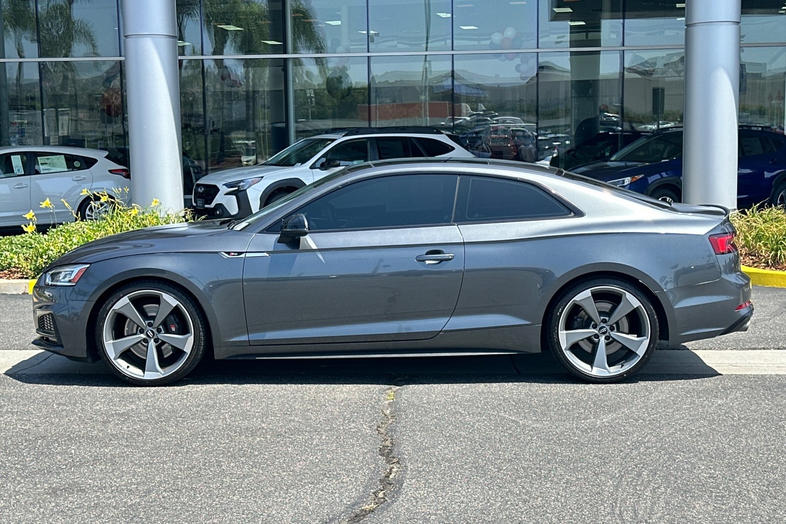 Vehicle image 9 of 29