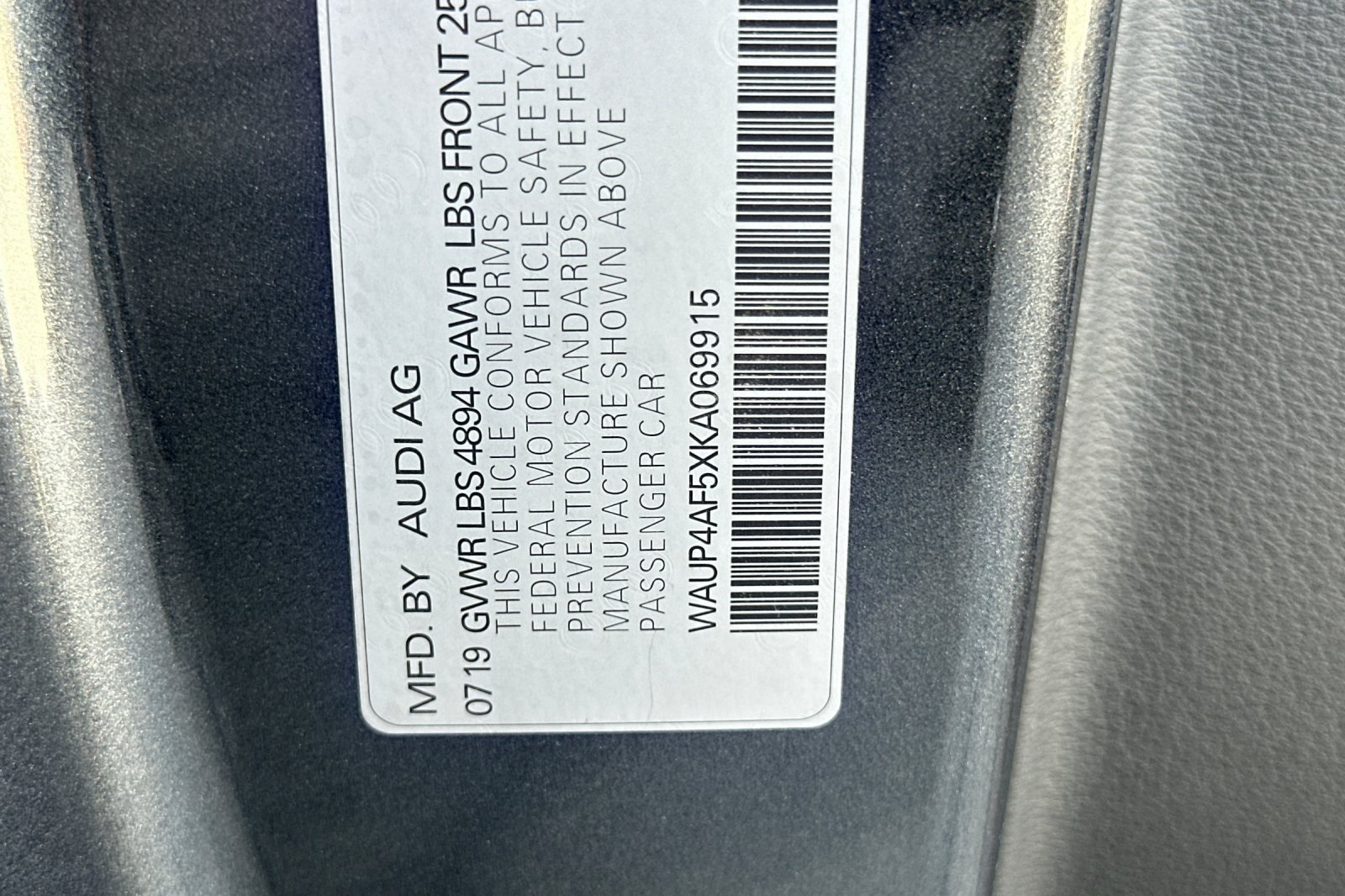 Vehicle image 24 of 29