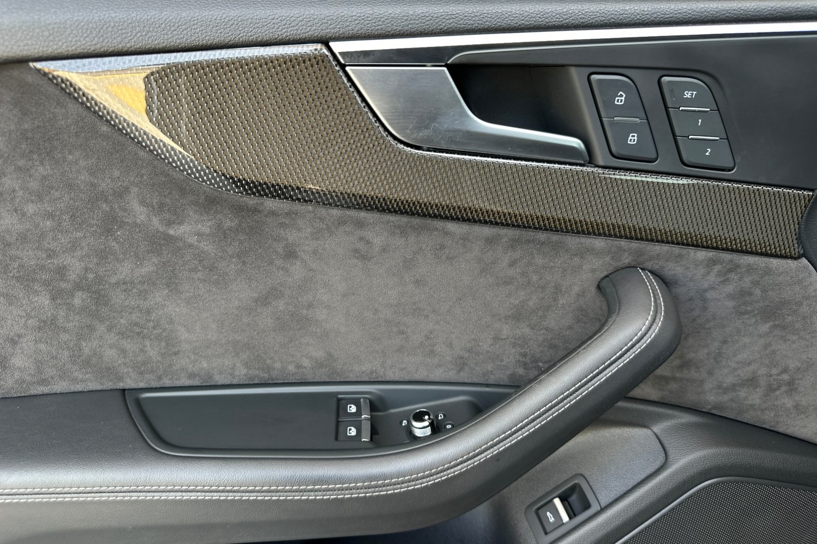 Vehicle image 29 of 29