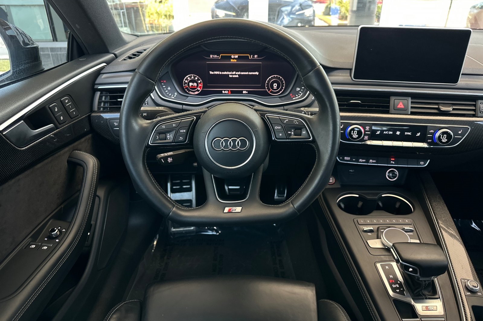 Vehicle image 14 of 29