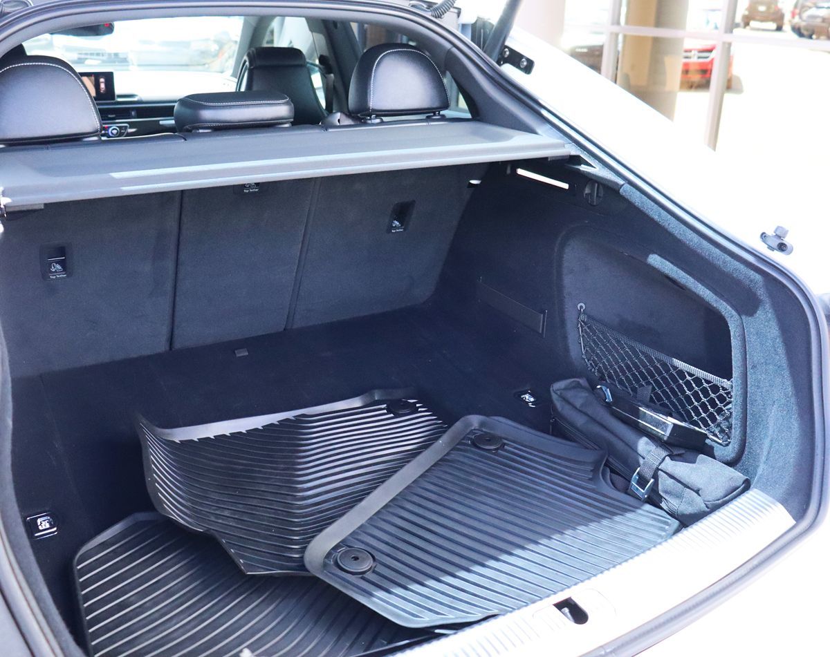 Vehicle image 25 of 69
