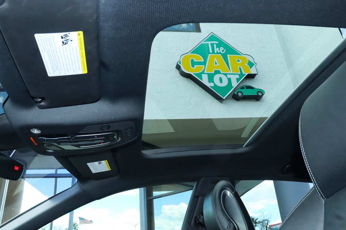 Vehicle image 68 of 69