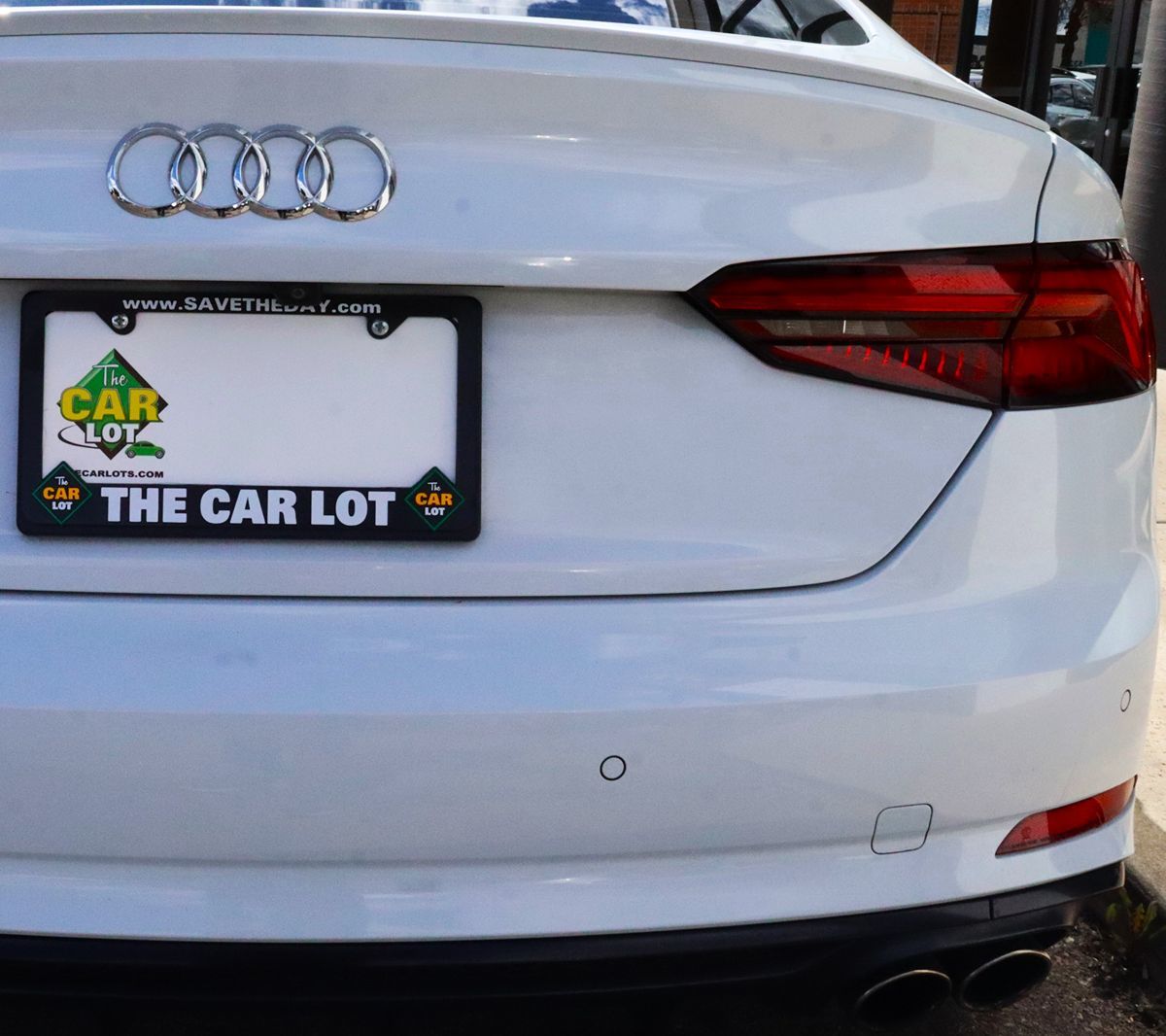Vehicle image 21 of 69