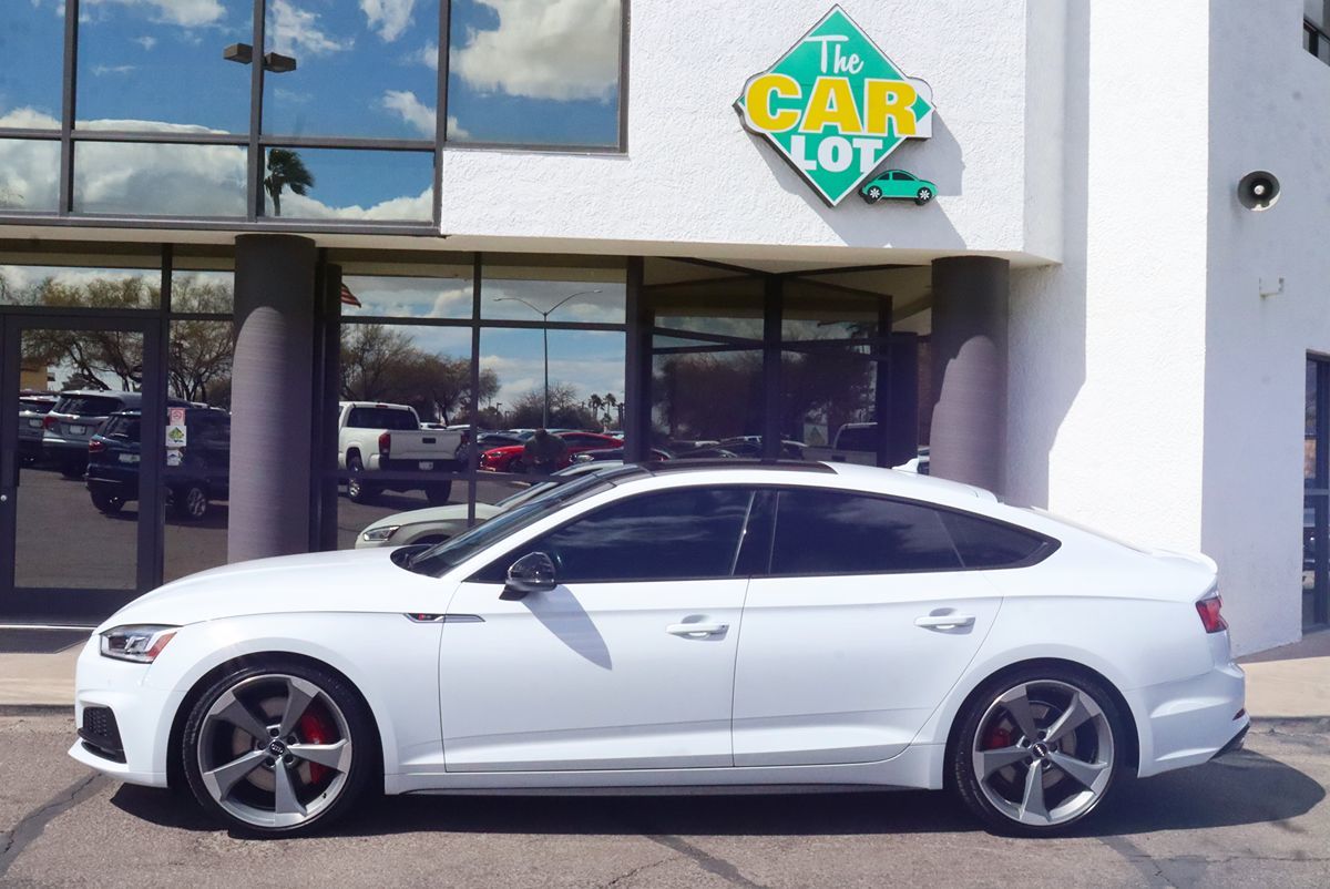 Vehicle image 13 of 69