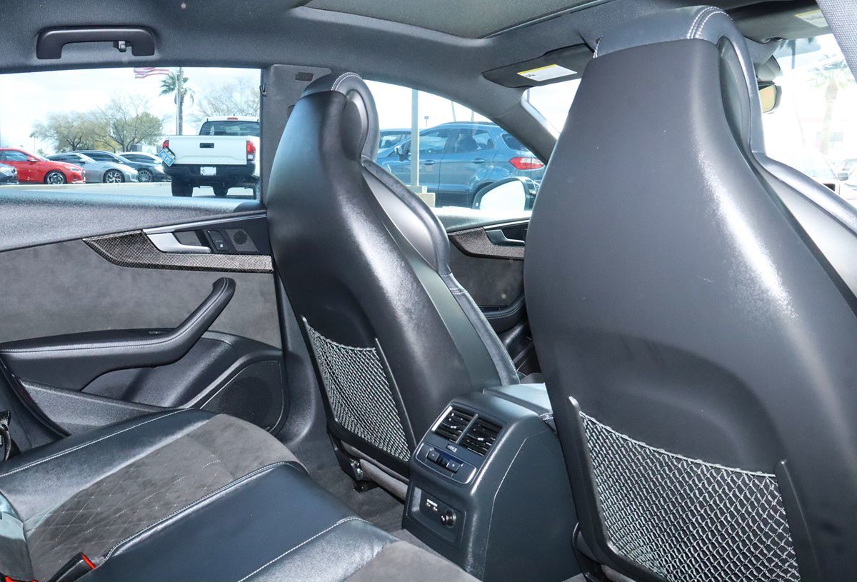 Vehicle image 30 of 69